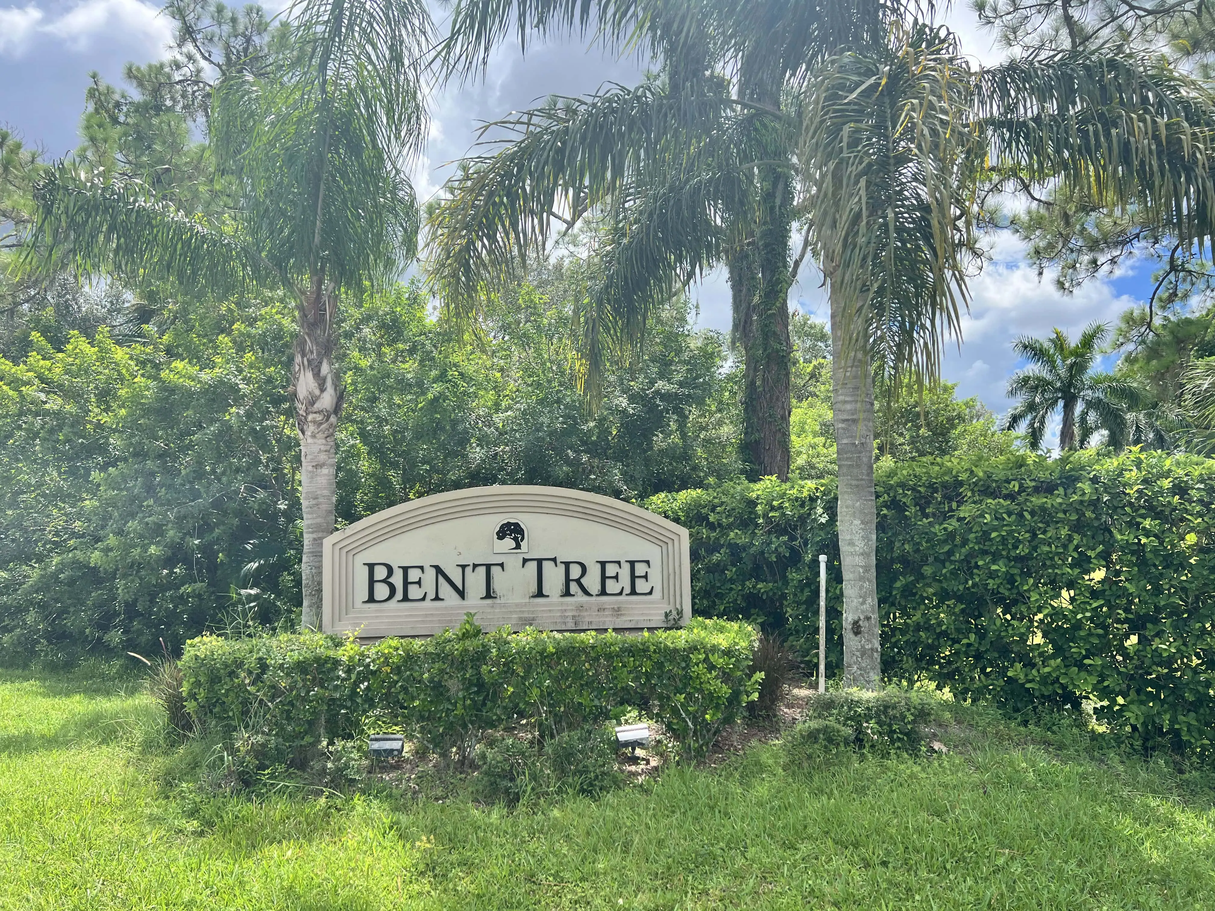 Bent Tree Golf Community Entrance Sign in Sarasota